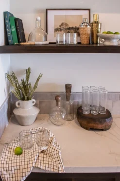 Shoppe At The Avenue Home Decor>Cactus Spray - Sweet Water Decor