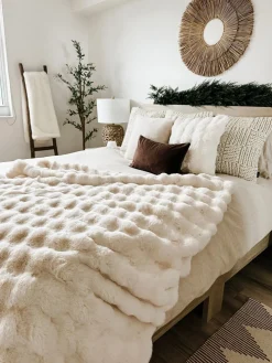 Busa Designs Pillows>Hardin Lumbar Pillow Cover