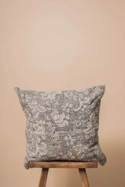 Shoppe At The Avenue Pillows|Home Decor>Hayes Pillow Cover - Sweet Water Decor