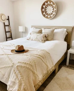 Busa Designs Blankets><noscript><img width=