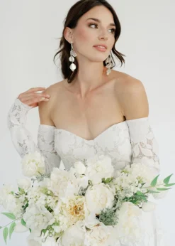 Afloral.com Florals & Greenery><noscript><img width=