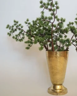 Shoppe At The Avenue Home Decor>Regis Hammered Gold Vase - Sweet Water Decor